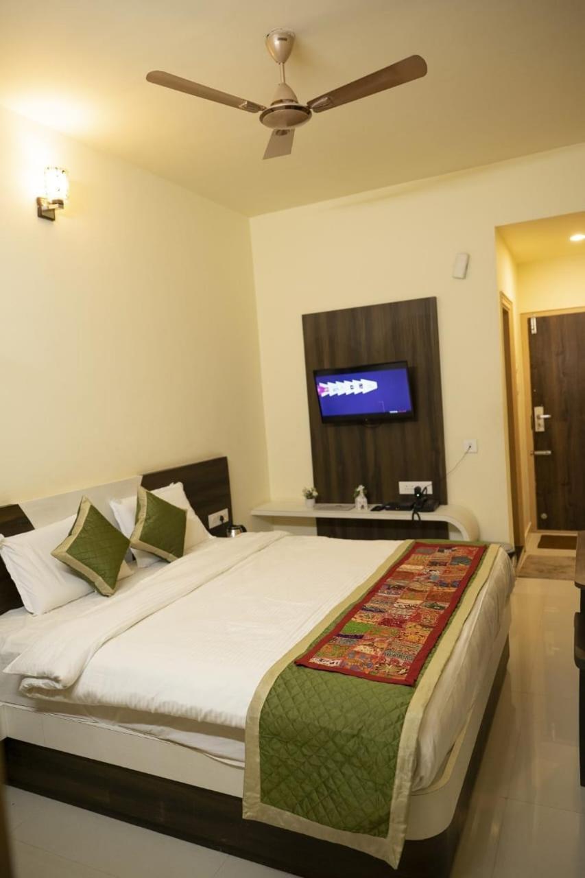 Hotel Joldal Residency Chikmagalūr Zewnętrze zdjęcie